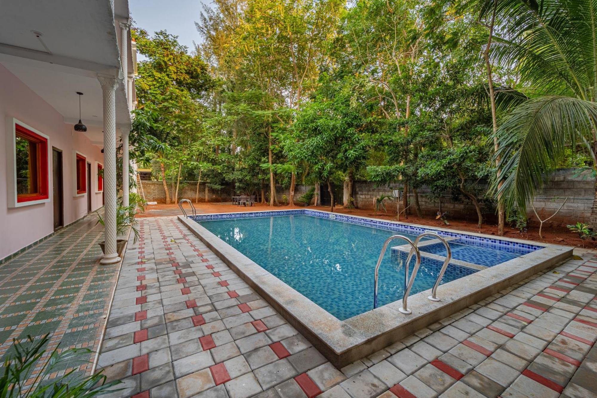 Hotel De Jardin Pondicherry With Swimming Pool Exteriör bild