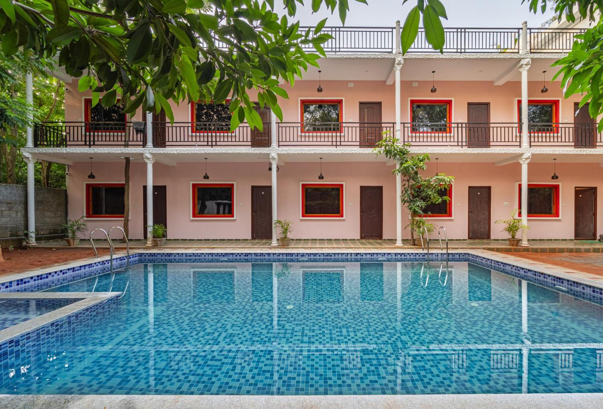 Hotel De Jardin Pondicherry With Swimming Pool Exteriör bild